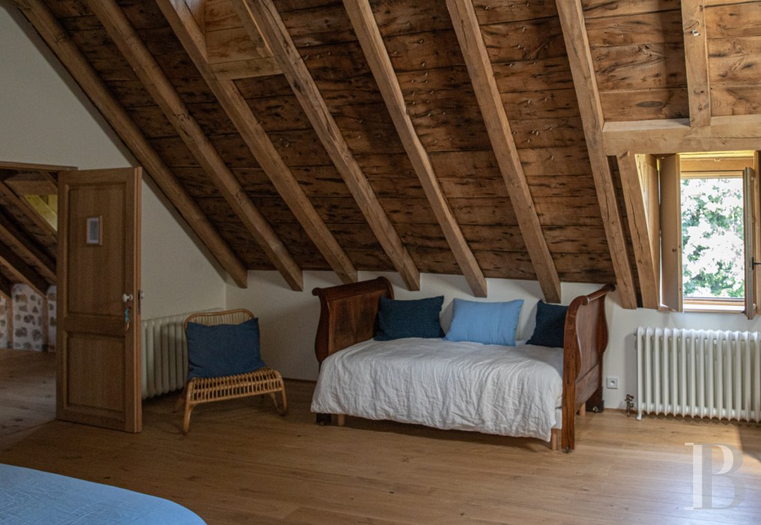 A carefully renovated 19th-century family home in the Plateau de Millevaches nature reserve in Flayat  - photo  n°46